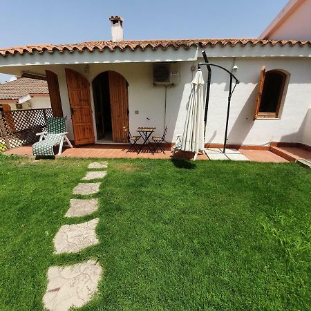 Villetta immersa nella tranquillità Capitana Esterno foto