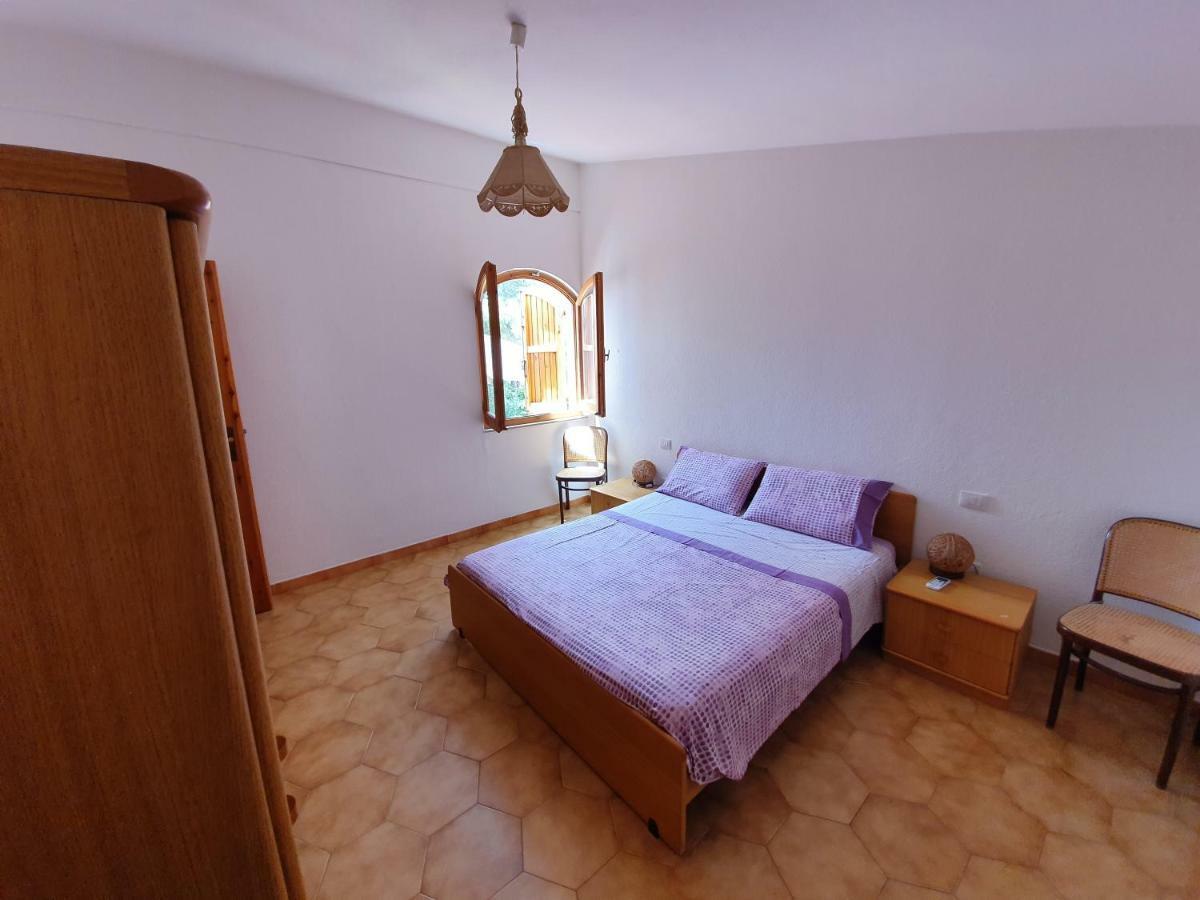 Villetta immersa nella tranquillità Capitana Esterno foto